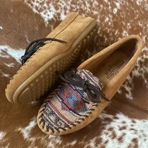 MINNETONKA モカシンアルティメット　US5/22〜23cm MINNETONKA モカシンアルティメットUS5/22〜23cm